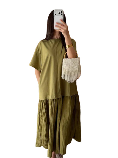 Brisa Aire — vestido largo fluido con plisados, manga corta y diseño patchwork elegante