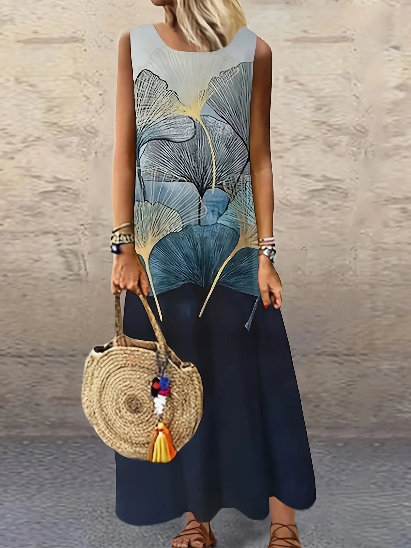 Cora Solana — vestido largo bohemio con estampado étnico y caída fluida