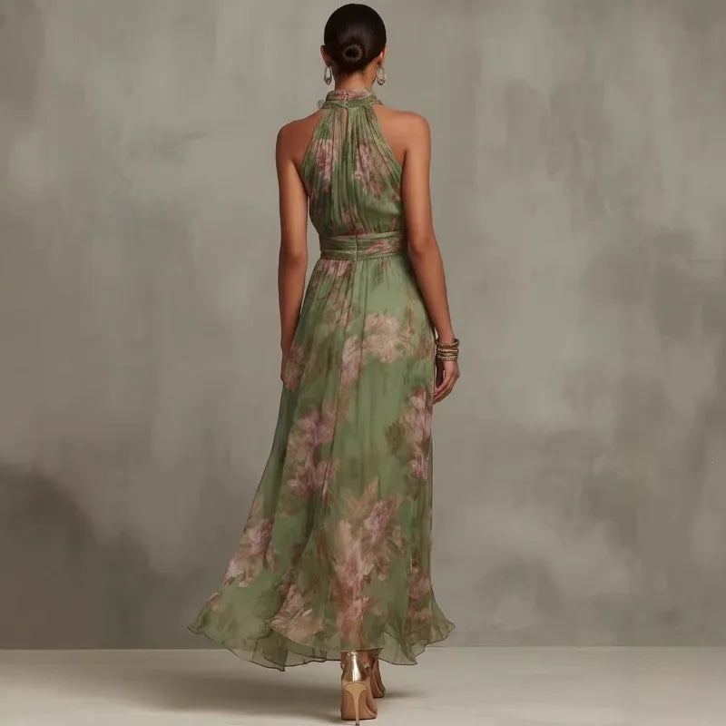 Cora Noche — vestido elegante con abertura irregular y diseño ligero