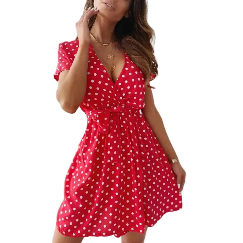 Luna Puntos — vestido casual de verano con estampado de lunares, escote en V y cinturón